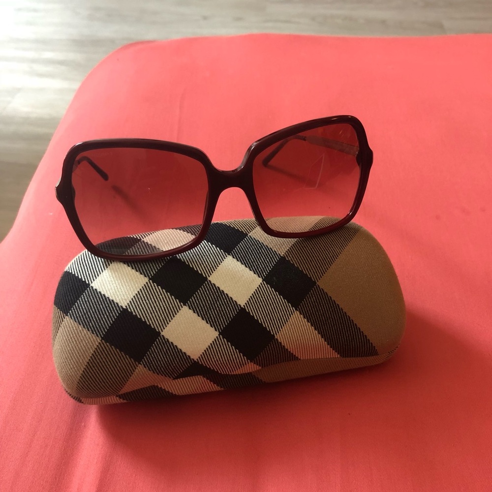 Burberry original sunglasses